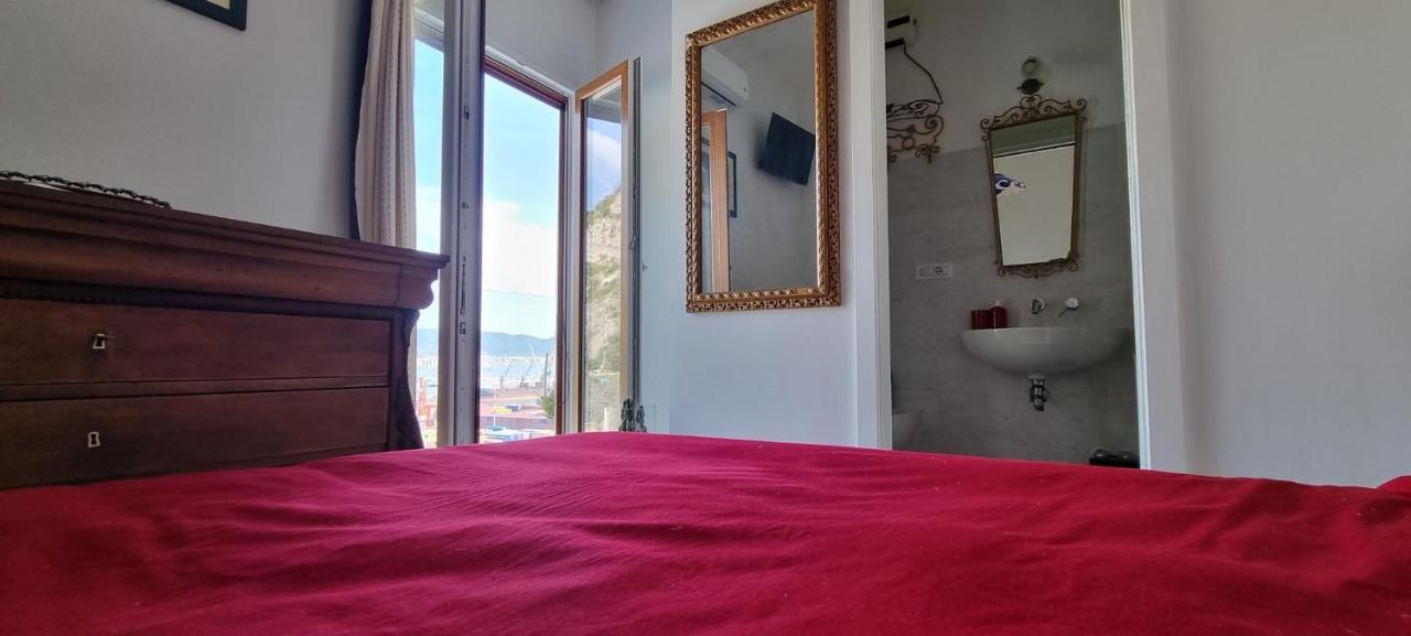 סלרנו B&B Charming House מראה חיצוני תמונה