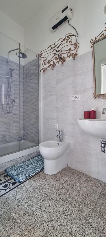 סלרנו B&B Charming House מראה חיצוני תמונה